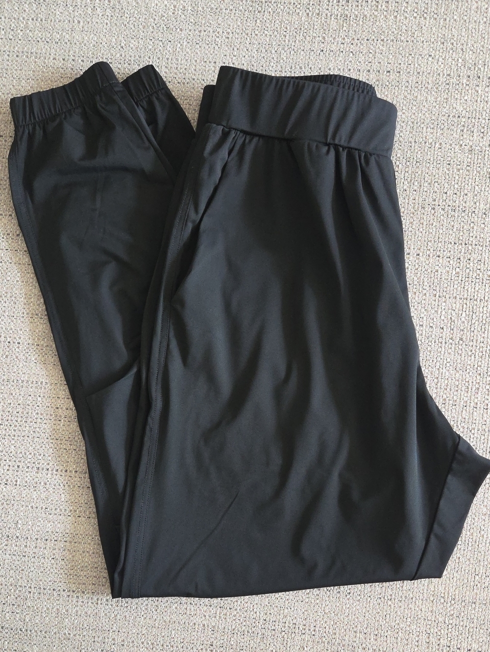 Sculpted Featherweight Joggers Lg